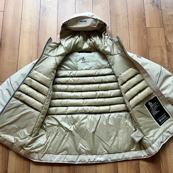 Moncler Grenoble Day Namic Light Down Jacket - Size 3 - Picture 10 of 15